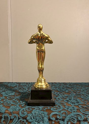 Yılın Annesi Parlak Altın Figürin Ödül - Görsel 4