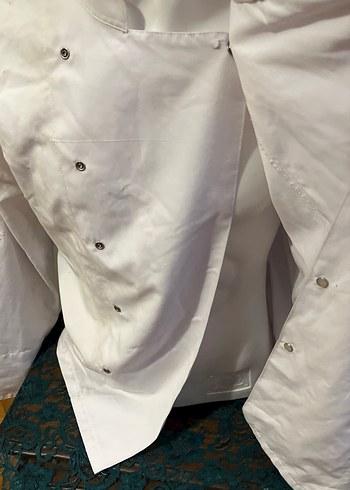 Beyaz Mutfak Önlüğü, Düğmeli ve Uzun Kollu - Görsel 3