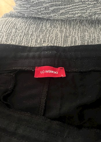 Siyah Keten Bel Bağlamalı  Şortu - Görsel 6