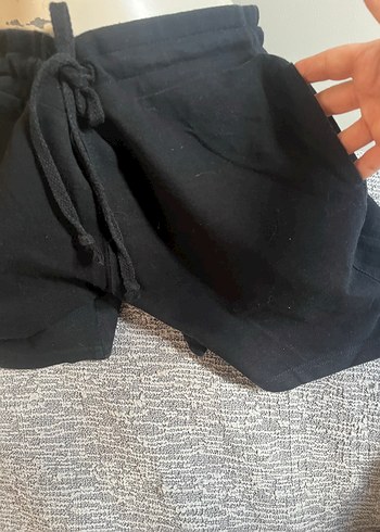 Siyah Keten Bel Bağlamalı  Şortu - Görsel 5