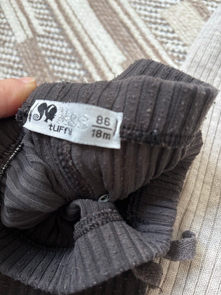 Gri Bağlamalı Desenli Uzun Kollu Örgü Bebek Kız Takımı - Görsel 5