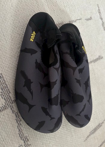 Gri Erkek Çocuk Kaydırmaz Bantlı Terlik - Görsel 2