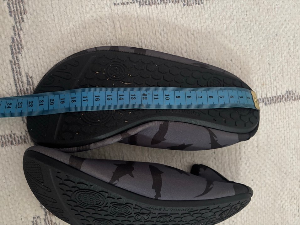 Gri Erkek Çocuk Kaydırmaz Bantlı Terlik - Görsel 4