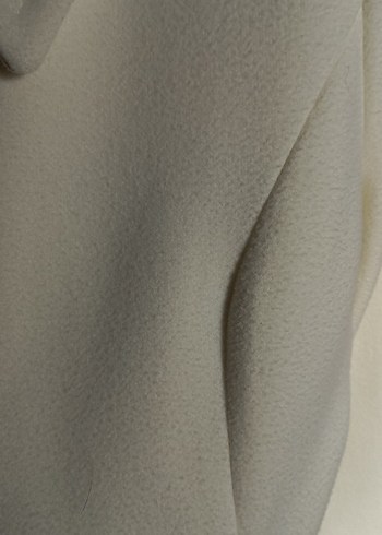 Düğmeli Beyaz Midi Kaban - Görsel 5