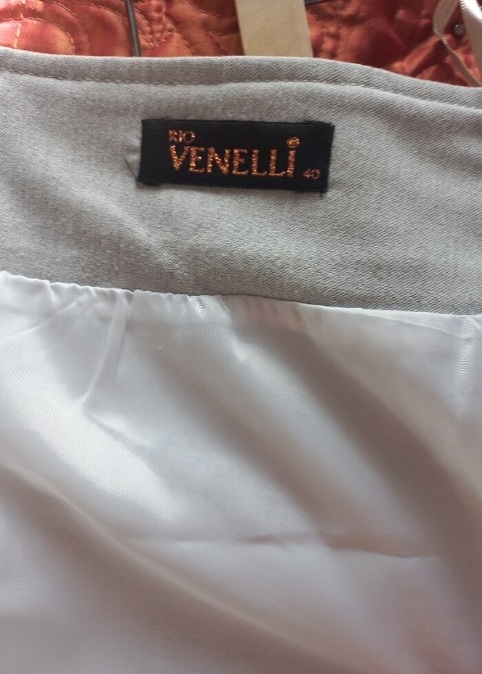 çizgili etek , bel 38 cm, uzunluk 49 cm, açık gri rengi - Görsel 3