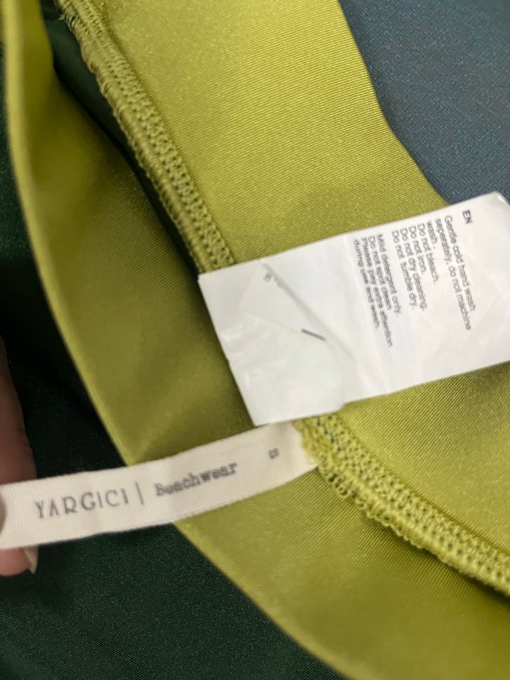 Sarı Detaylı Yeşil Spor Bikini Takımı - Görsel 2