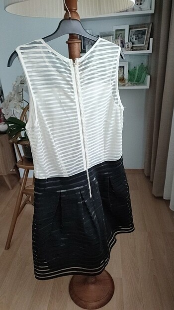 Çizgili Elbise - Görsel 9