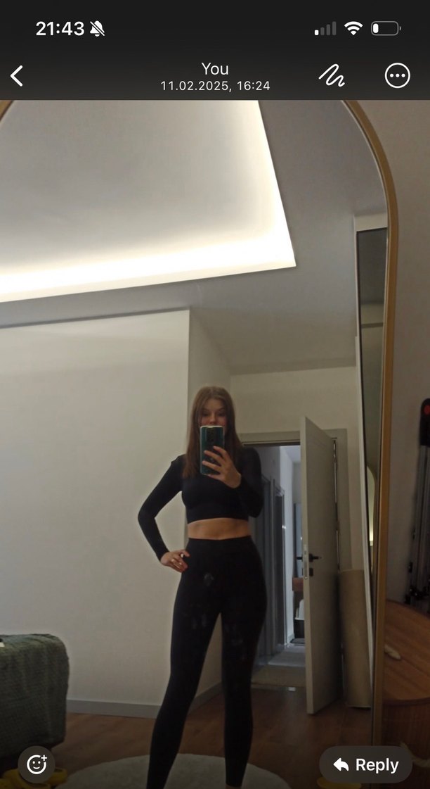 OYSHO Perfect-adapt mesh Uzun Kollu Crop - Görsel 2