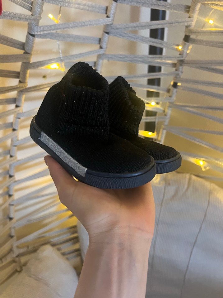 Siyah simli ayakkabı - Görsel 2