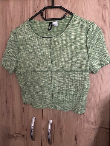 H&M Crop Top