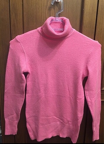 Pembe boğazlı kazak