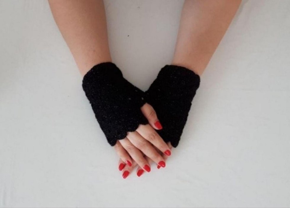 Siyah Örgü Kadın Eldiven - Görsel 3