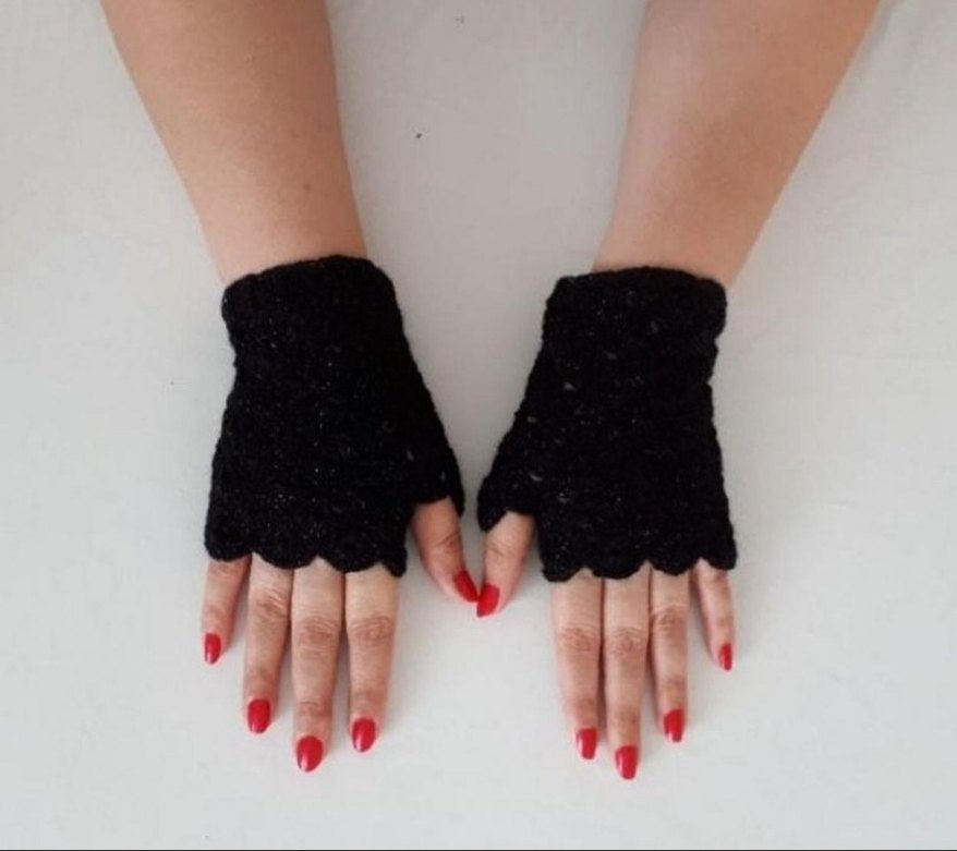Siyah Örgü Kadın Eldiven - Görsel 2