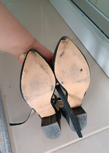 Kadın Siyah Stiletto Topuklu Kemerli Ayakkabı - Görsel 3