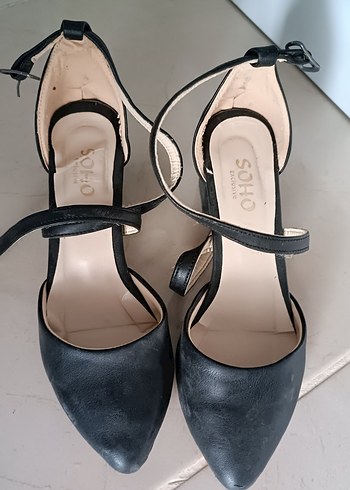 Kadın Siyah Stiletto Topuklu Kemerli Ayakkabı - Görsel 2