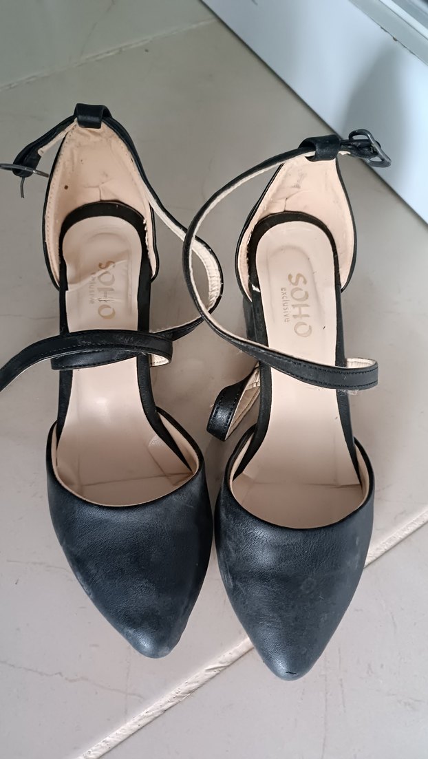 Kadın Siyah Stiletto Topuklu Kemerli Ayakkabı - Görsel 2