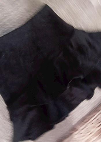 Siyah Fırfırlı Mini Etek - Görsel 4