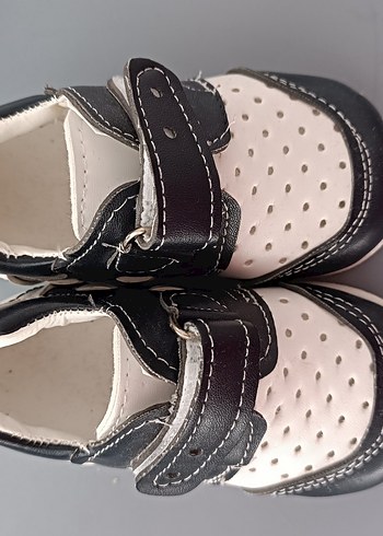 Erkek Bebek Beyaz Siyah İlk Adım Ayakkabısı