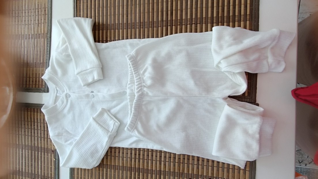 Beyaz Pamuklu Bebek  Kıyafeti - Görsel 2