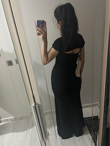 38 Beden Siyah drape detaylı davet elbisesi