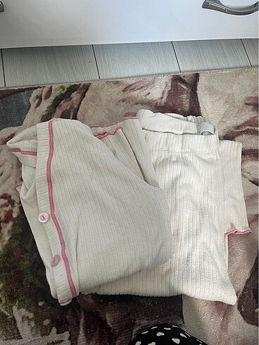 Belden ayarlanabilir triko pijama takımı