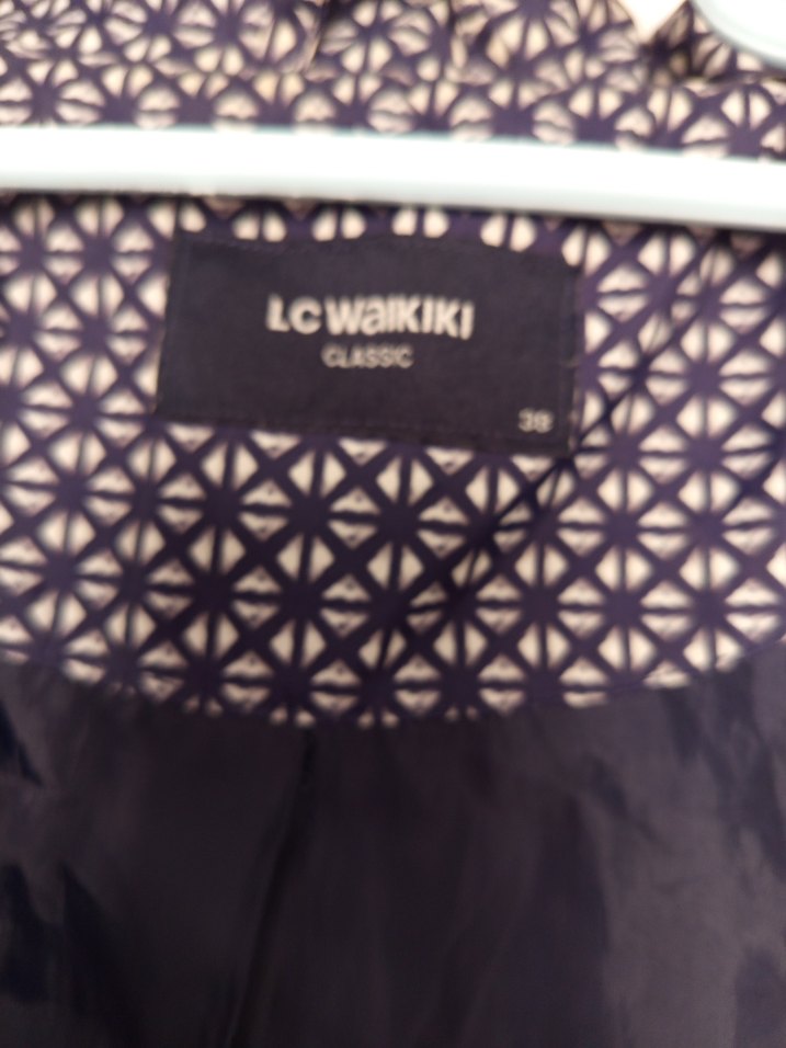 Lc Waikiki kadın yağmurluk - Görsel 3