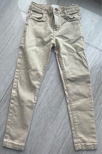 Zara 7 Yaş