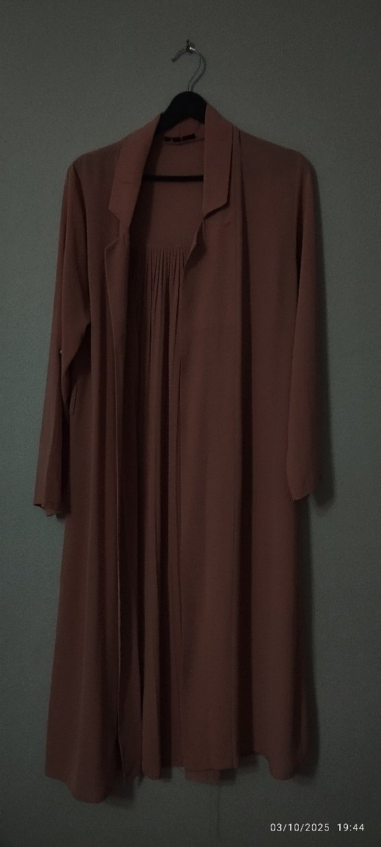 Bej Pilili Uzun Kadın Elbise - Görsel 2