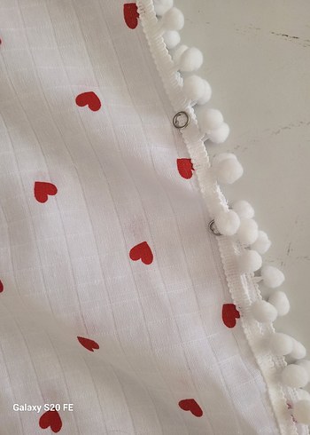 Kız Çocuk Kapüşonlu Poncho Kalpli Detaylı - Görsel 3