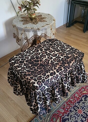 Leopar desenli puf örtüsü