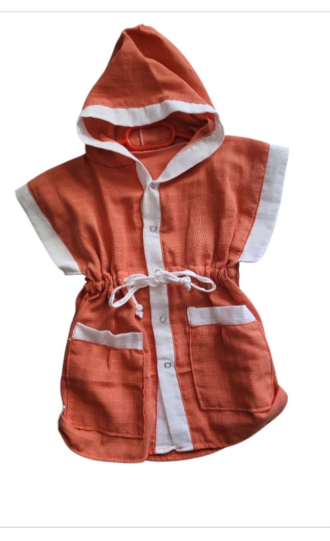 Kız Çocuk Turuncu Kapüşonlu Panço - Görsel 4