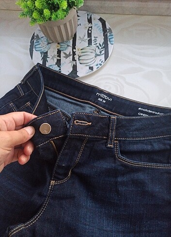 l Beden lacivert Renk MÖTİVI JEANS