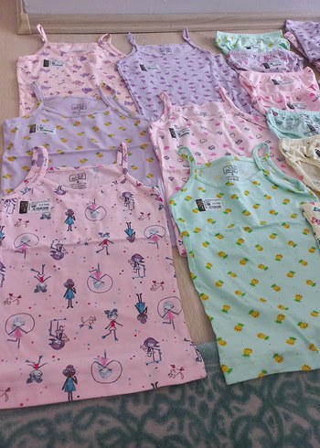 Çocuklar için Renkli Baskılı Atlet ve Külot Seti - Görsel 9