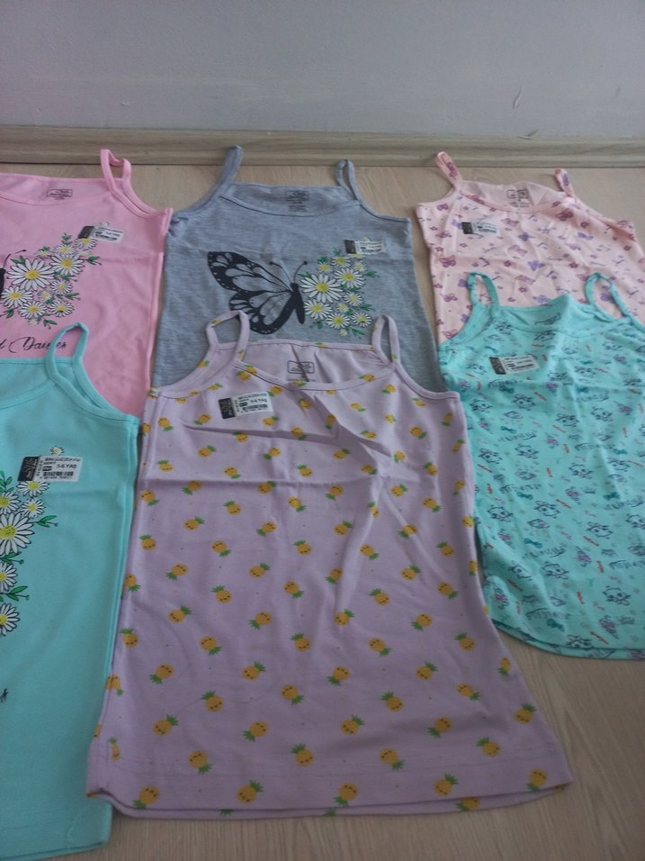 Çocuklar için Renkli Baskılı Atlet ve Külot Seti - Görsel 3