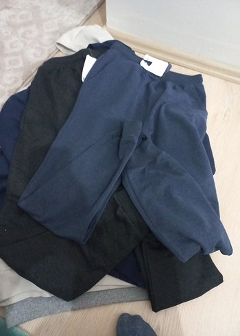 Gri Kapüşonlu Uzun Kollu Sweatshirt 1 adet - Görsel 3