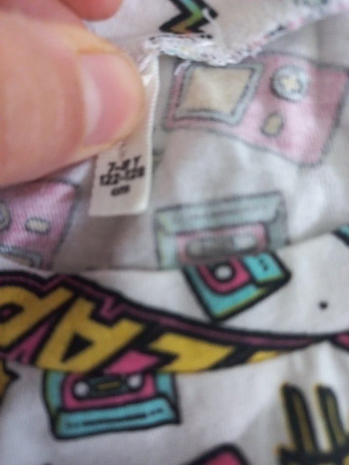 Renkli Baskılı Kız Tişörtü - Görsel 3