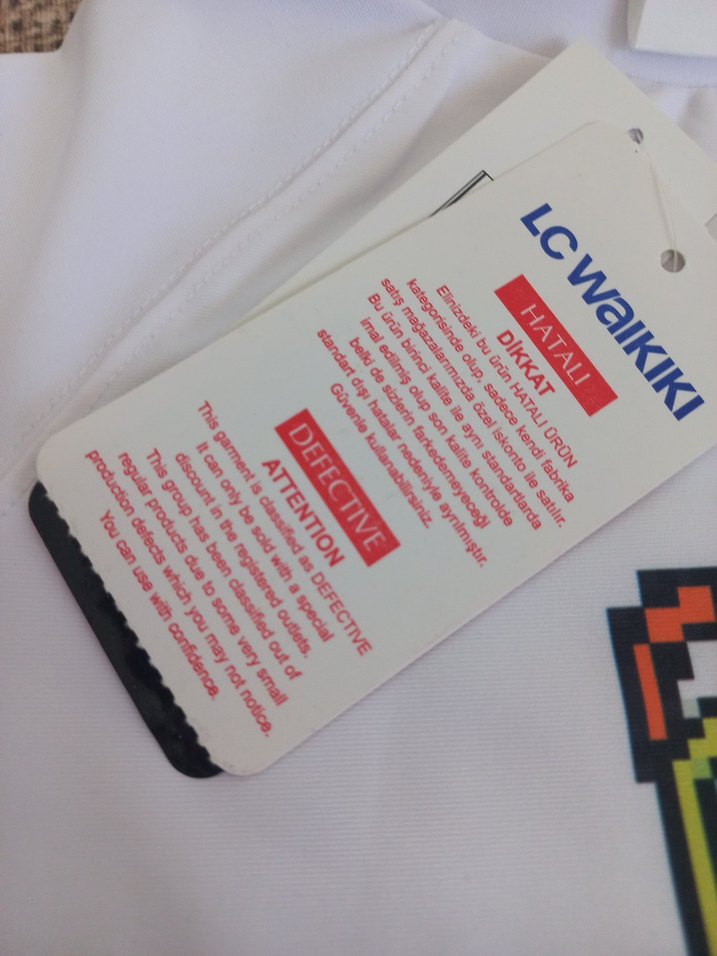 lcw etiketli sıfır 3,4 yaş mayo - Görsel 3