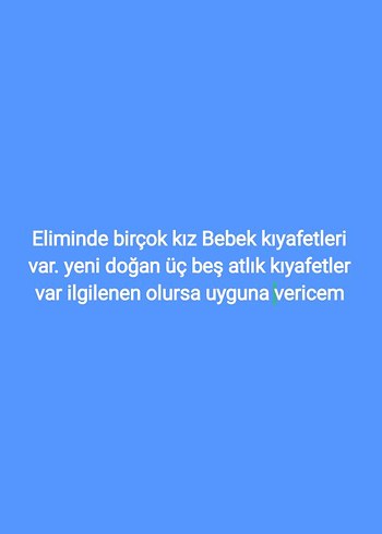 elimde kız bebek kıyafetleri var