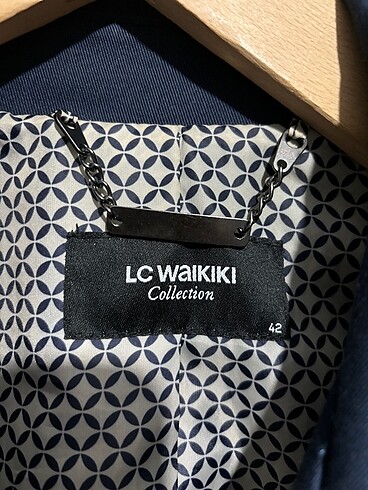 LC Waikiki LCW trençkot