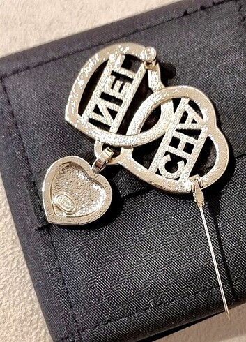 Chanel Chanel broş