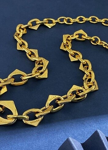 Prada bileklik