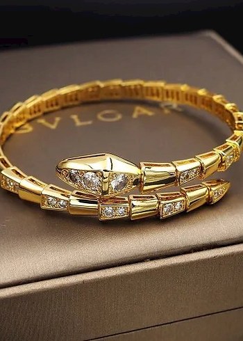 Bvlgari Altin Yilan Kolye Tasli Zarafet
