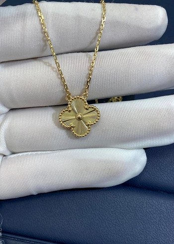 Van Cleef & Arpels ürünü
