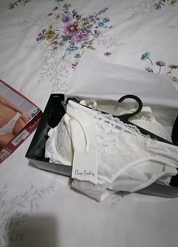 38 Beden Pierre cardin sütyen külot 