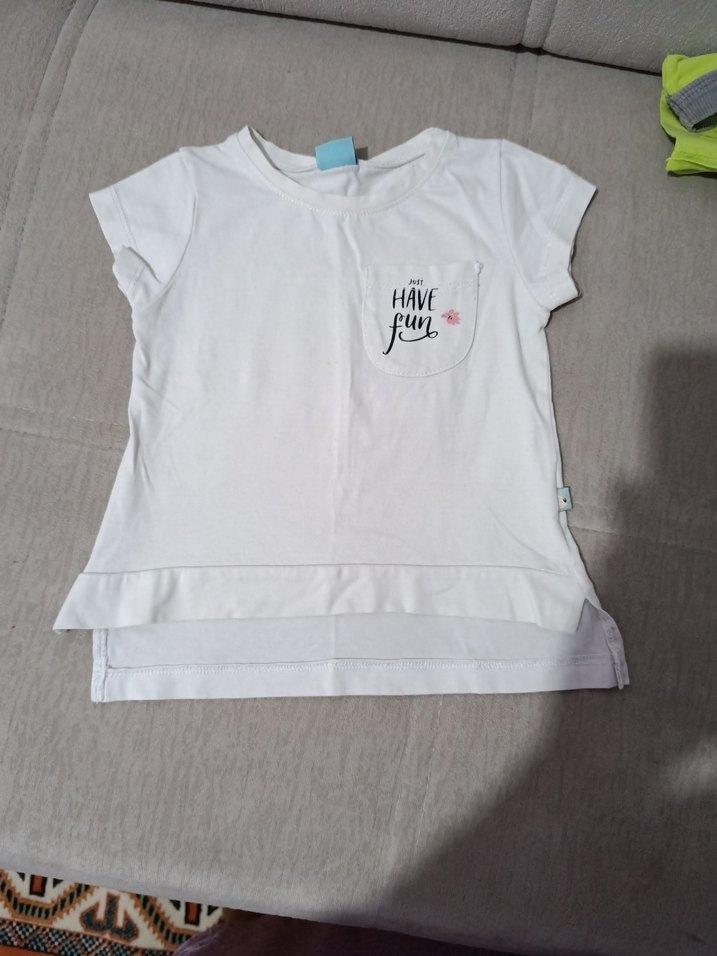 Beyaz Renkli Pamuklu Bebek Bodysuit. üç parça - Görsel 3