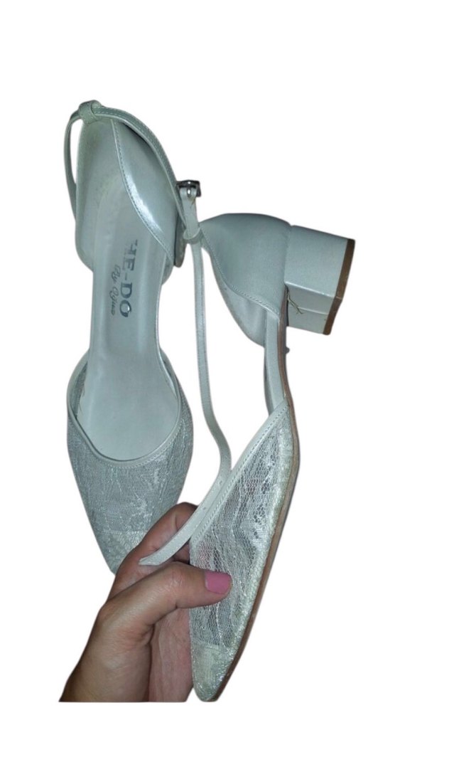 Dantel Detaylı Beyaz Topuklu Kadın Ayakkabı - Görsel 2