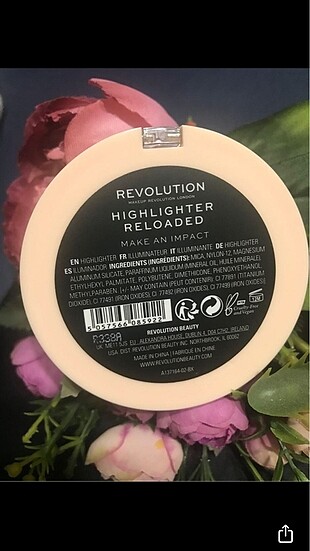 Revolution Revolution Highlighter Reloaded/Make an impact.