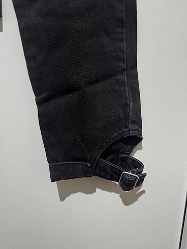 Trendyol & Milla Trendolmilla etiketli jean