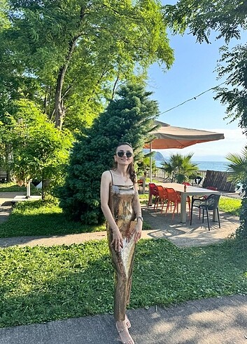 Payetli elbise