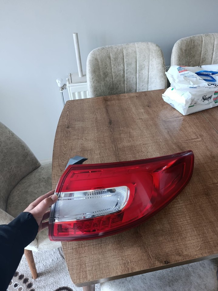 2016 fluance hiç kullanılmamış sağ arka stop let far. - Görsel 2